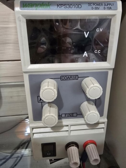 Vavd suta de laborator, sursa de alimentare  0-30v 10A