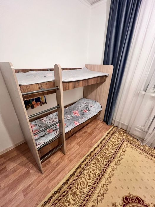 Двухэтажный кровать продается