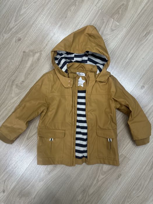 Продам детские вещи