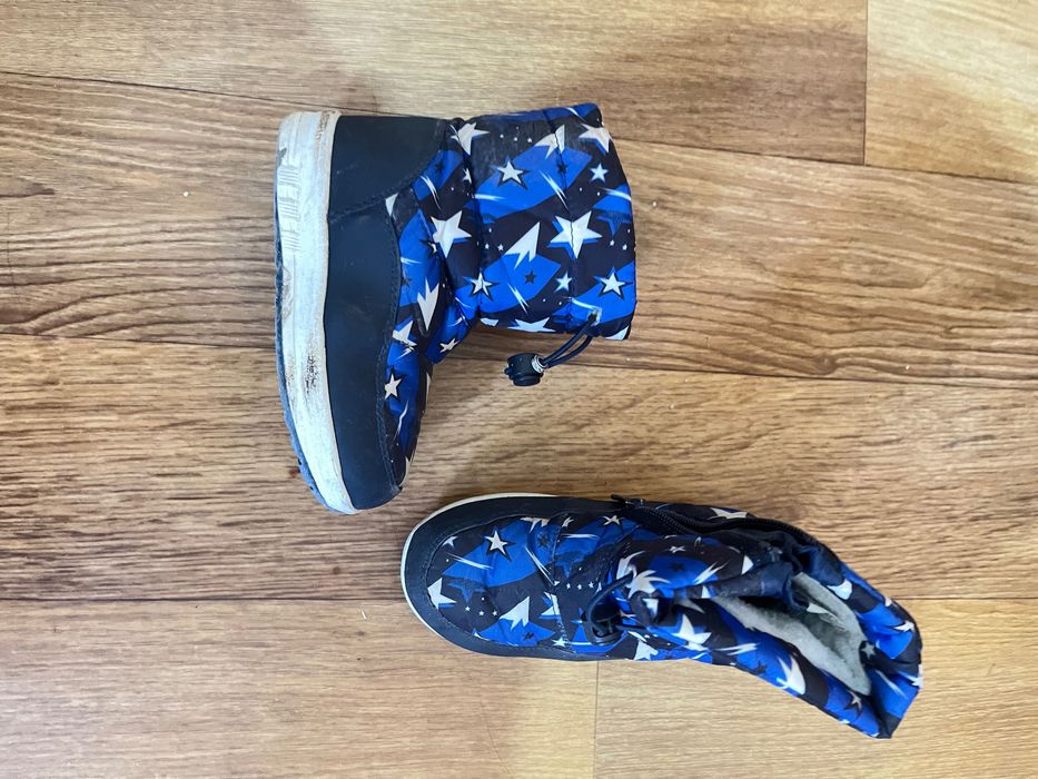 Продам зимние дутики