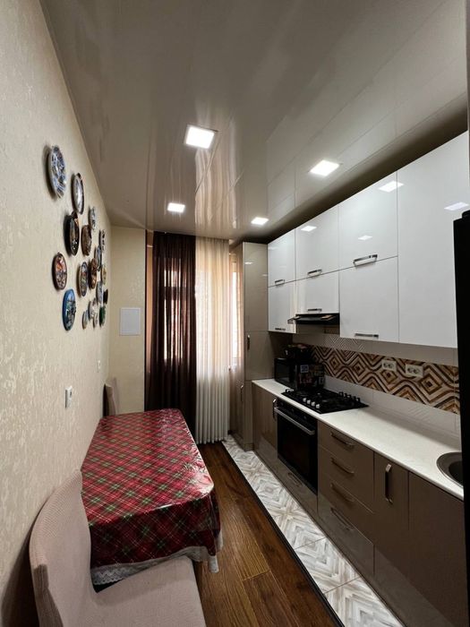 Продается  3х комнатная квартира в Сергели (Янги Хает)