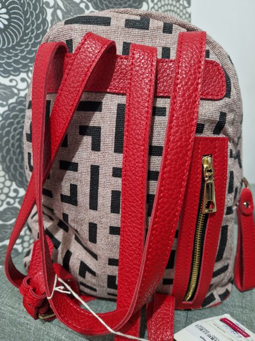 Чисто нова раница,,Epsilon"