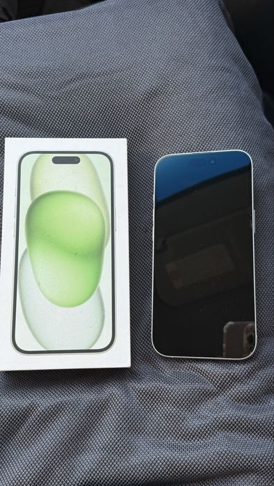 Iphone 15. 256гб состояние Идеял