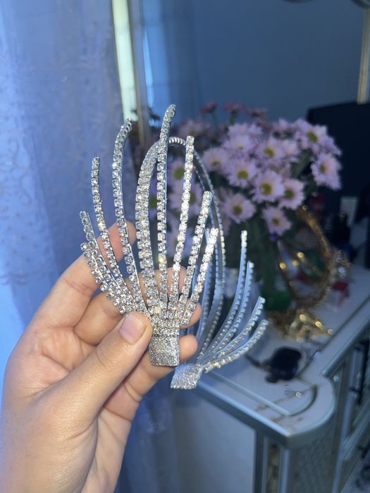 Barcha diadema, tillaqoshlar sotiladi!