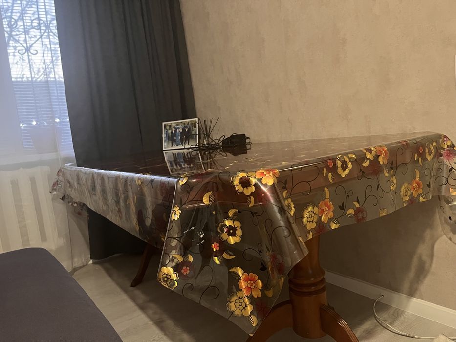 Стол и стулья ТОРГ