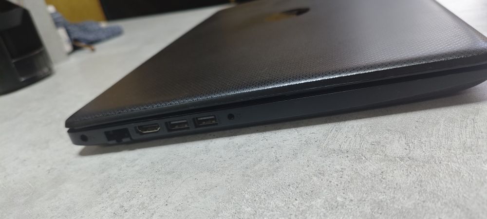 Ноутбук Ryzen 5/8gb/ssd