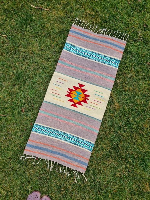 Черга от вълна ръчно тъкана с пейзаж