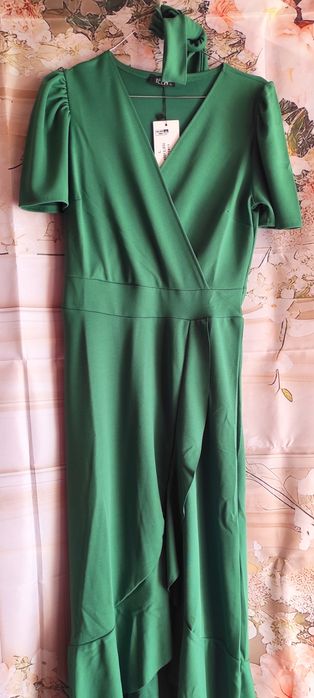 Rochie elegantă midi
