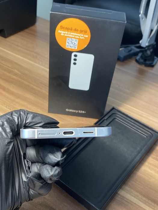Samsung Galaxy s24+• 512 GB • Silver Shadow