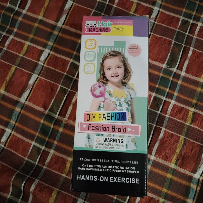 Уред за сплитане на коса