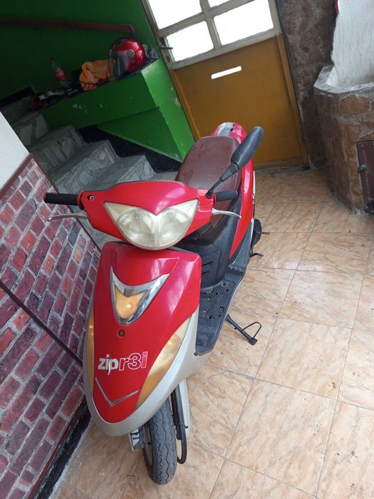 50 cc пали и върви с документи