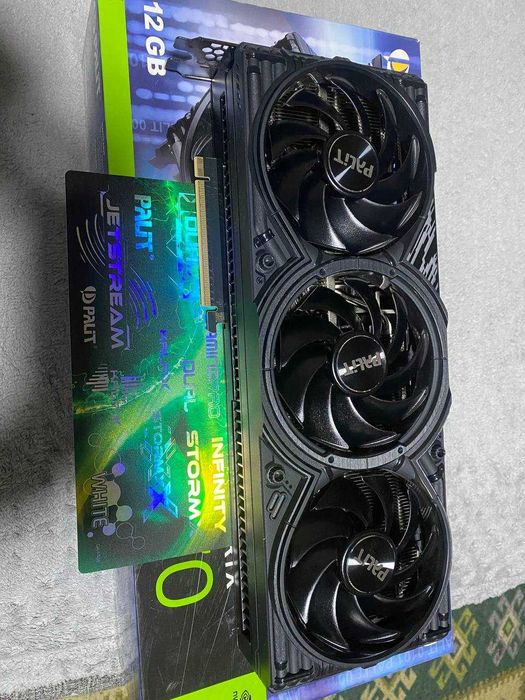 Видеокарта RTX5070 GAMINGPRO