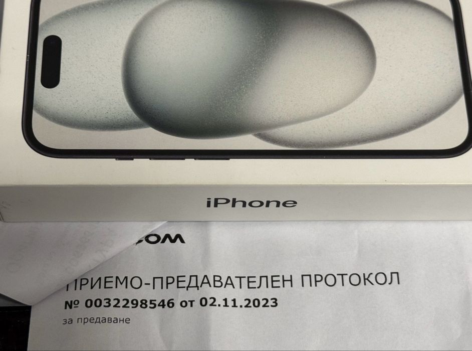 КАТО НОВ 256GB iPhone 15 Vivacom Гаранция 2025 Black