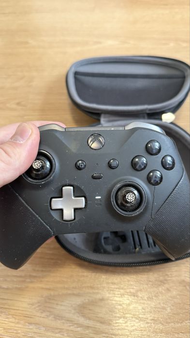 Controller Xbox Elite Series 2, pentru PIESE!