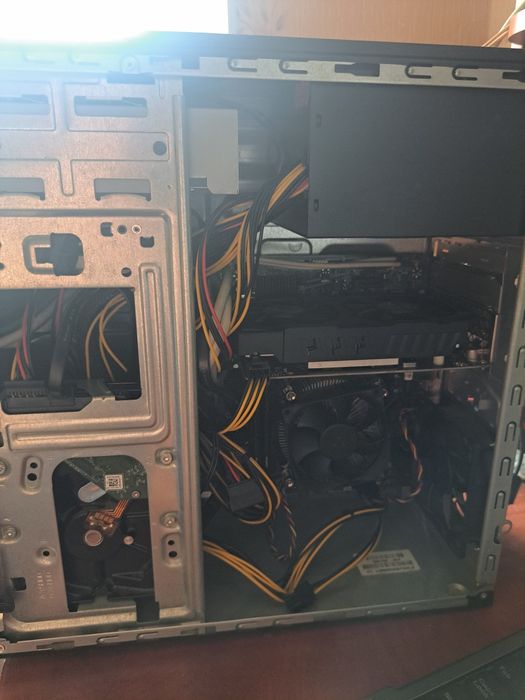 Игровой компьютер, Монитор, Мышь, клавиатура в подарок