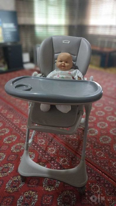 Продам детский столик