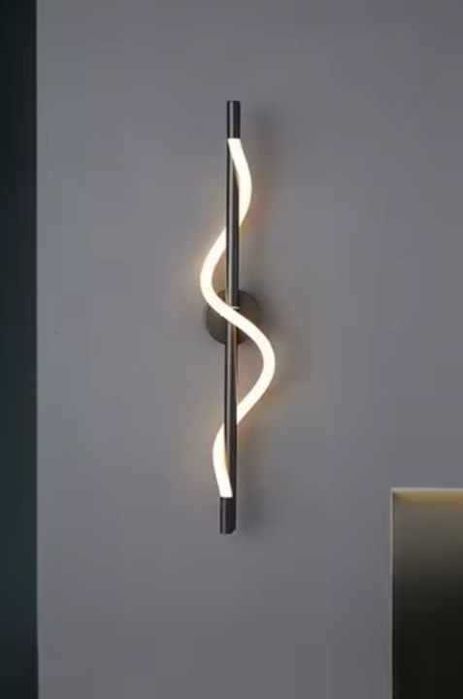 Лампа за таван/ стена