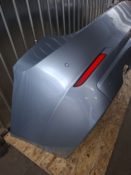 Bara spate BMW F30 Nonfacelift culoare B40 Liquid Blue