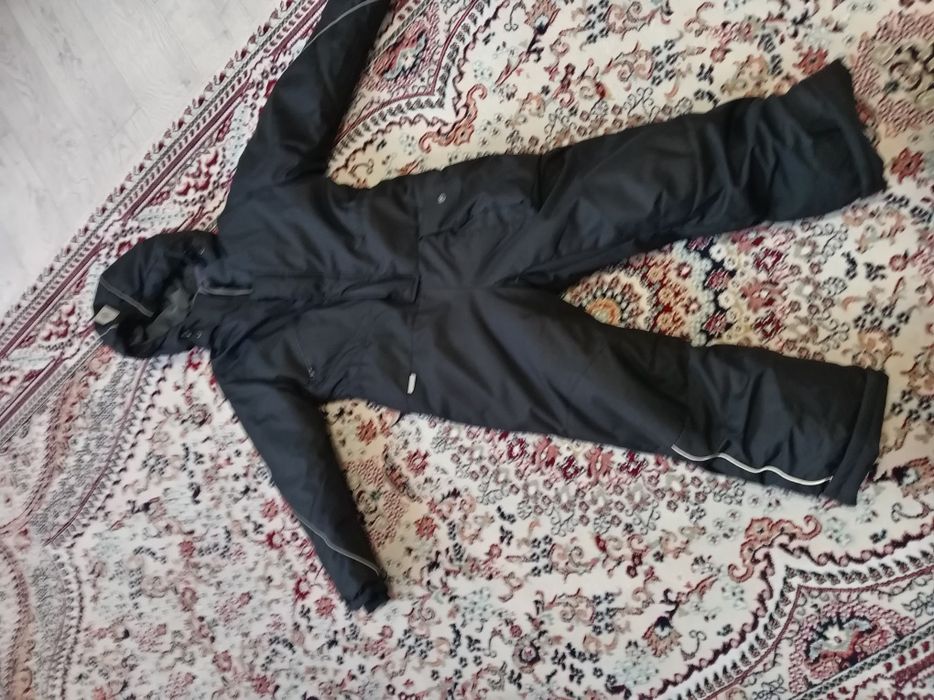 Продам детский комбинезон