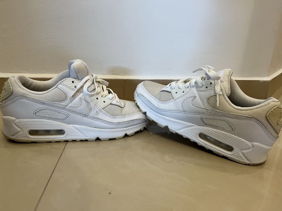 NIKE Обувки WMNS AIR MAX 90/ 41 номер