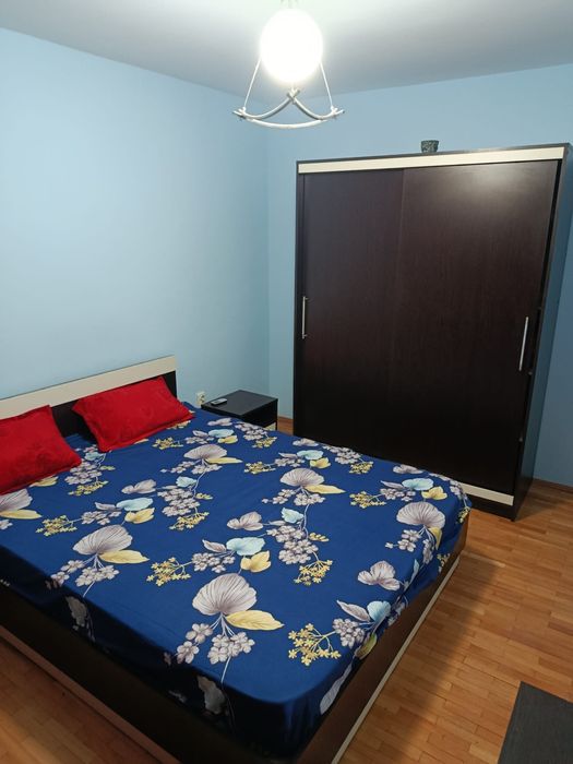 Închiriez apartament 2 camere la parter, strada hipodrom ,Braila
