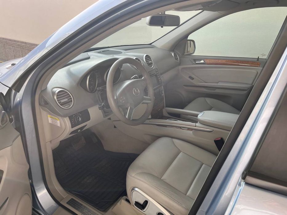 Mersedes bens ml 350 v otlichnom sostoyani probeg 102000 kl