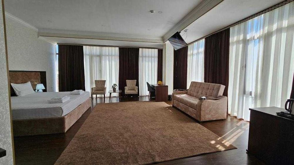 Продается гостиница 3200м2 готовый бизнес. Мирабадский р-н