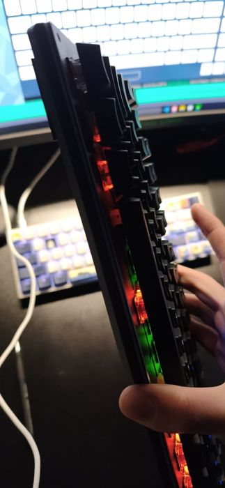 Продам клавиатуру Dexp Rapier