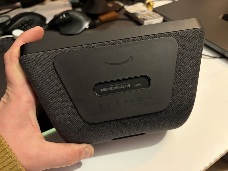 Amazon Alexa echo show 8 inch