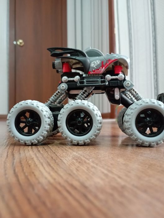 Игрушка, машинка