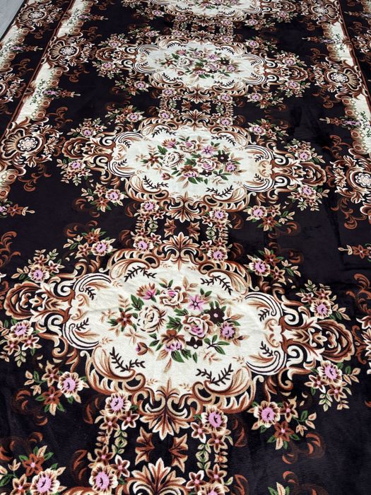 Продам   И коврики