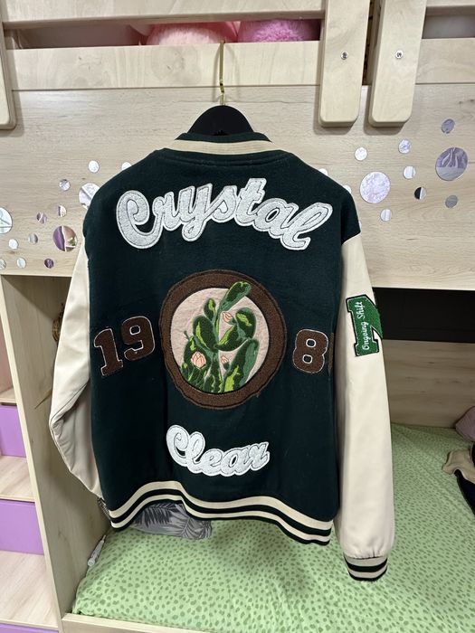 Продам мажские куртки