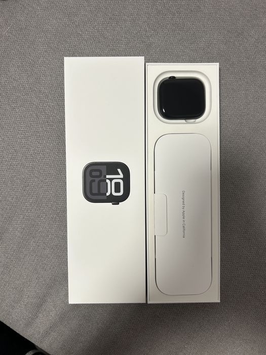 Apple Watch Series 10 / 46 mm / Black