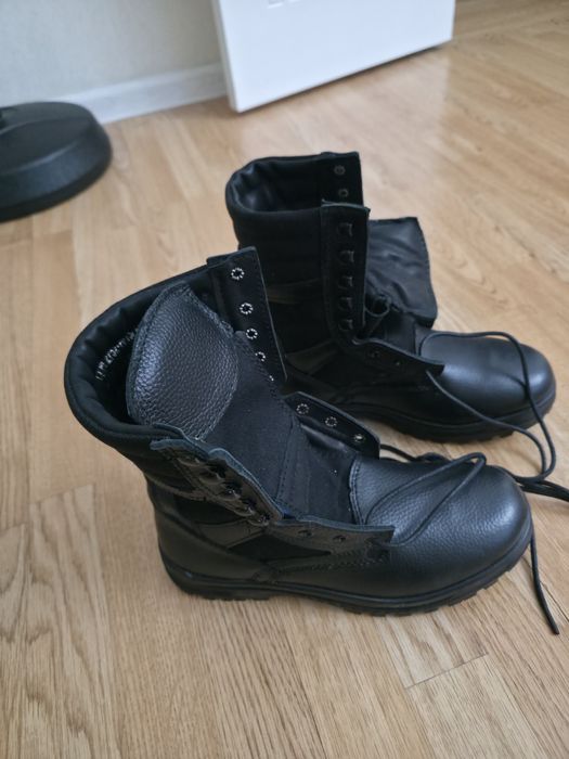 Продам военный берцы