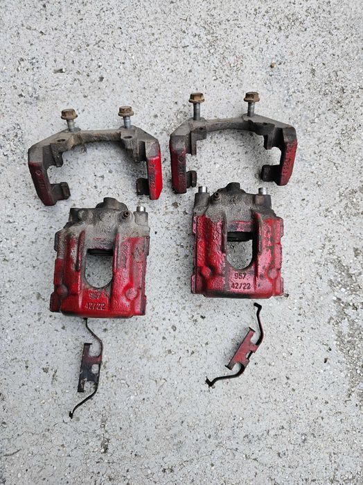 Задни спирачни апарати от BMW 330Cd (e46)