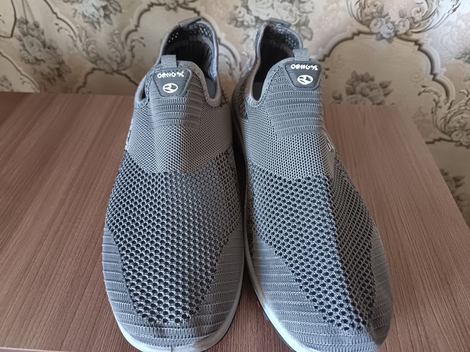 Летние  мужские кроссовки