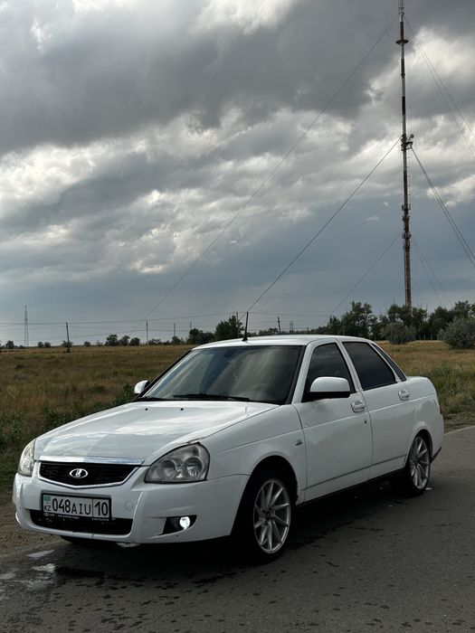 Приора 2013 год.