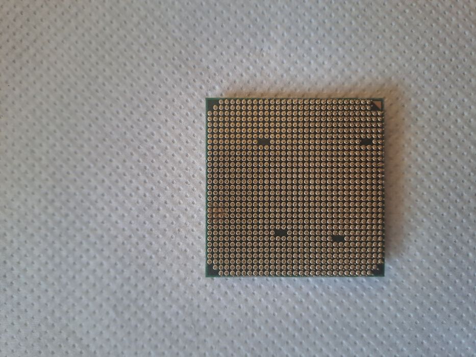 Vând procesor AMD FX-8350
