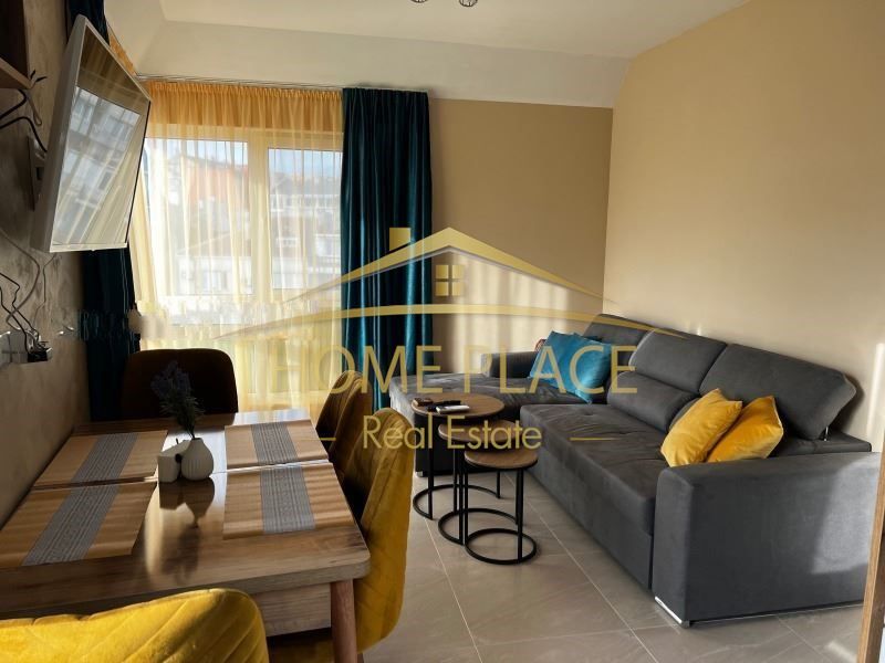 Дава се под наем Тристаен апартамент в Варна, Център - 73 кв.м за 765 € - Снимка #1