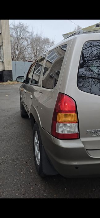 Продам Mazda Tribute  2001
