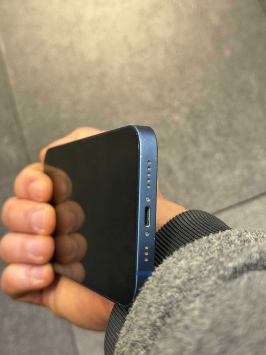 IPhone 13 Blue 128 Gb.