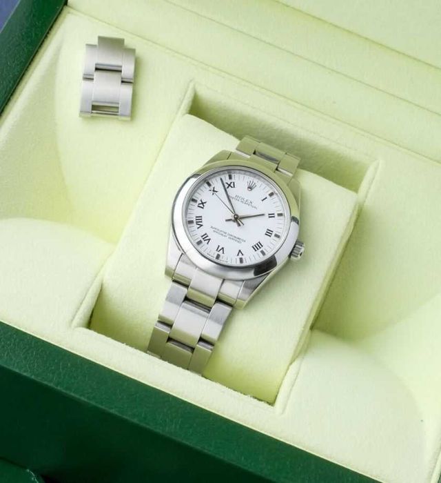 Rolex Oyster Perpetual 31 - Roman Dial - Full Set