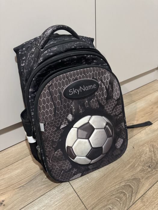 Школьный рюкзак