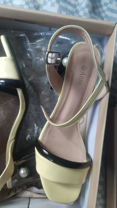 Дамски сандали Gianni