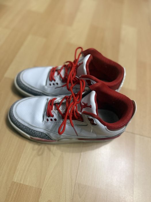 Jordan 3 fire red