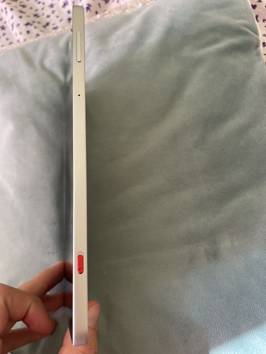 планшет Red magic Astra 16/512