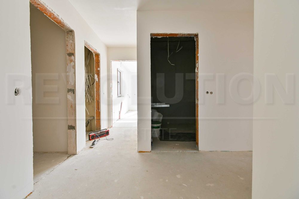 Продава се Тристаен апартамент в София, Малинова долина - 158 кв.м за 1773 €/кв.м - Снимка #8