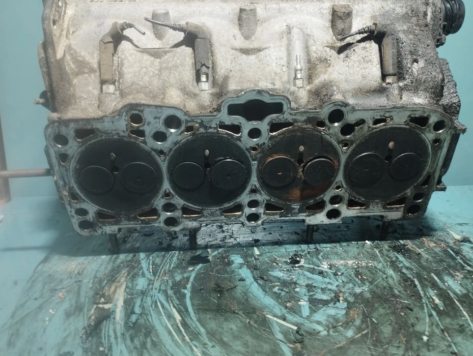 Chiulasa 038103373R Volkswagen VW Passat 1.9 TDI 6MT (131 hp)