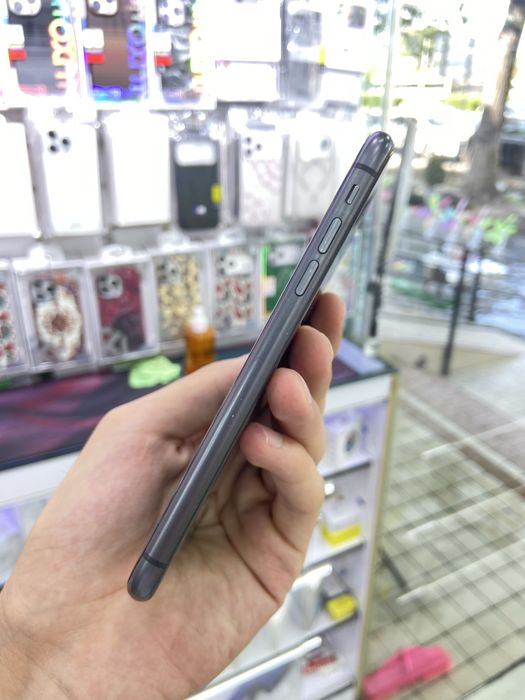 iPhone 11 64Gb ideal