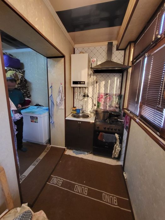 Сотилади Срочно 6-микрараён 4 этаж 2 хона барча кулайликларга эга